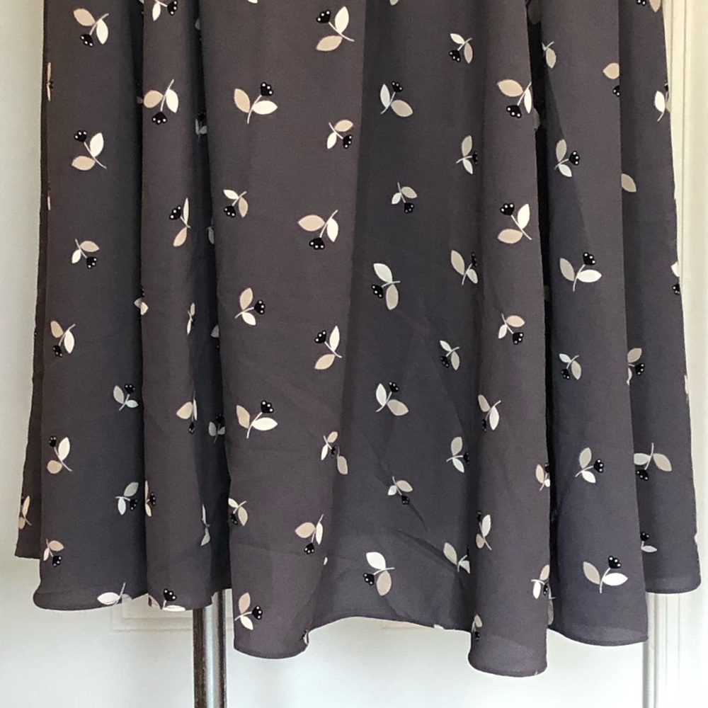 Anne Klein Gray Midi Dress with White Floral Print - Picture 6 of 14